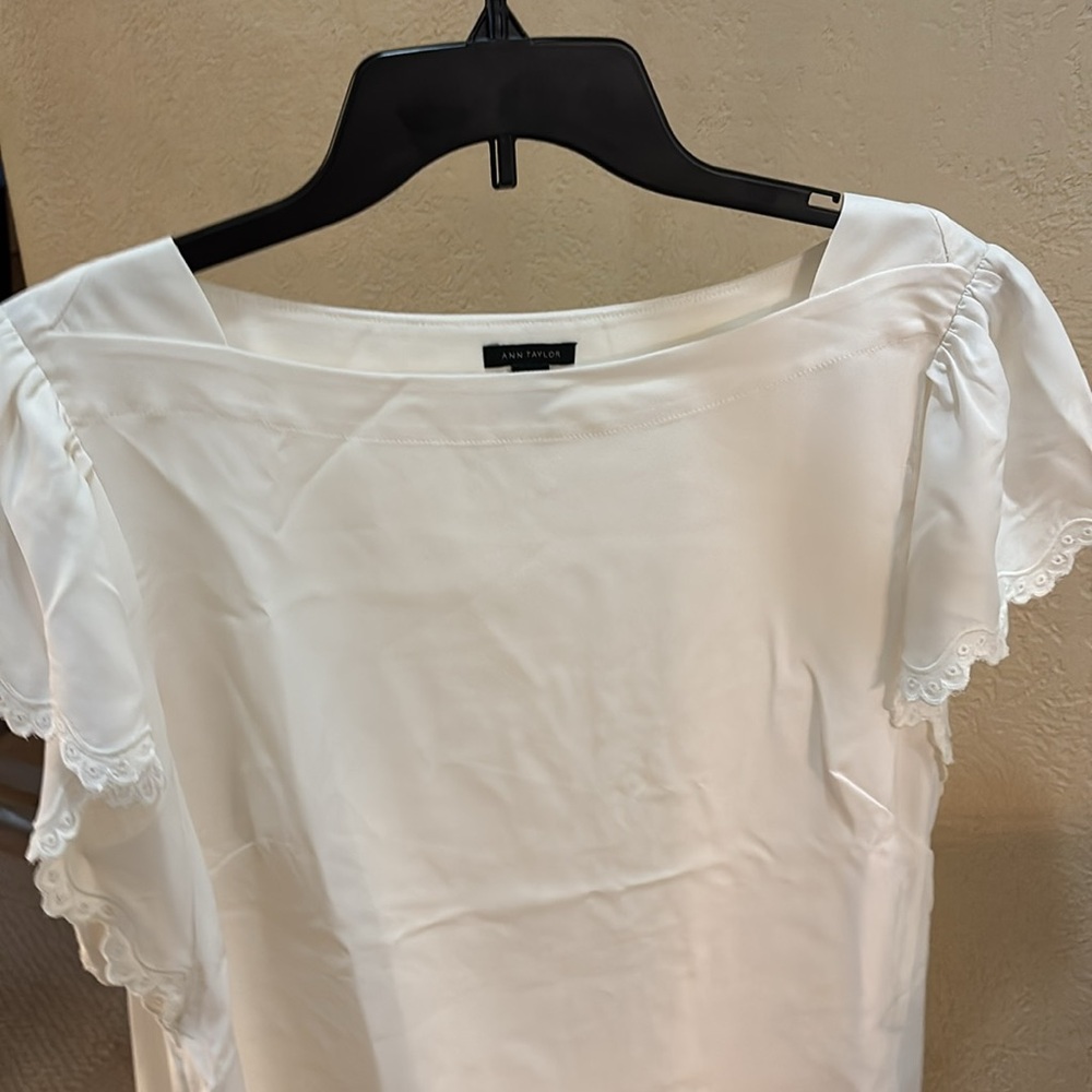 Blouse - Picture 2 of 2